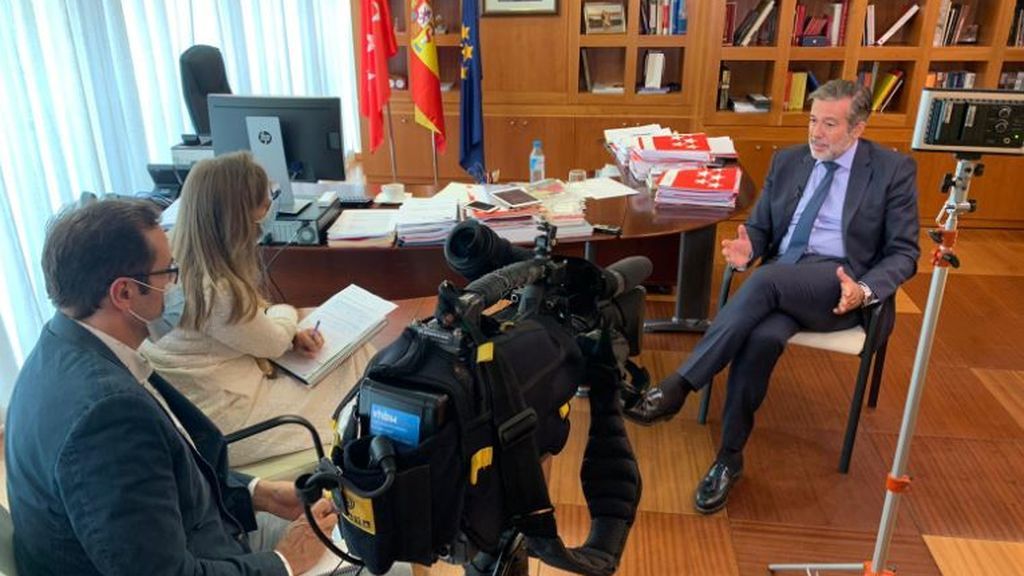 Enrique López, consejero de Justicia, Interior y Víctimas de Madrid, responde a las preguntas de NIUS