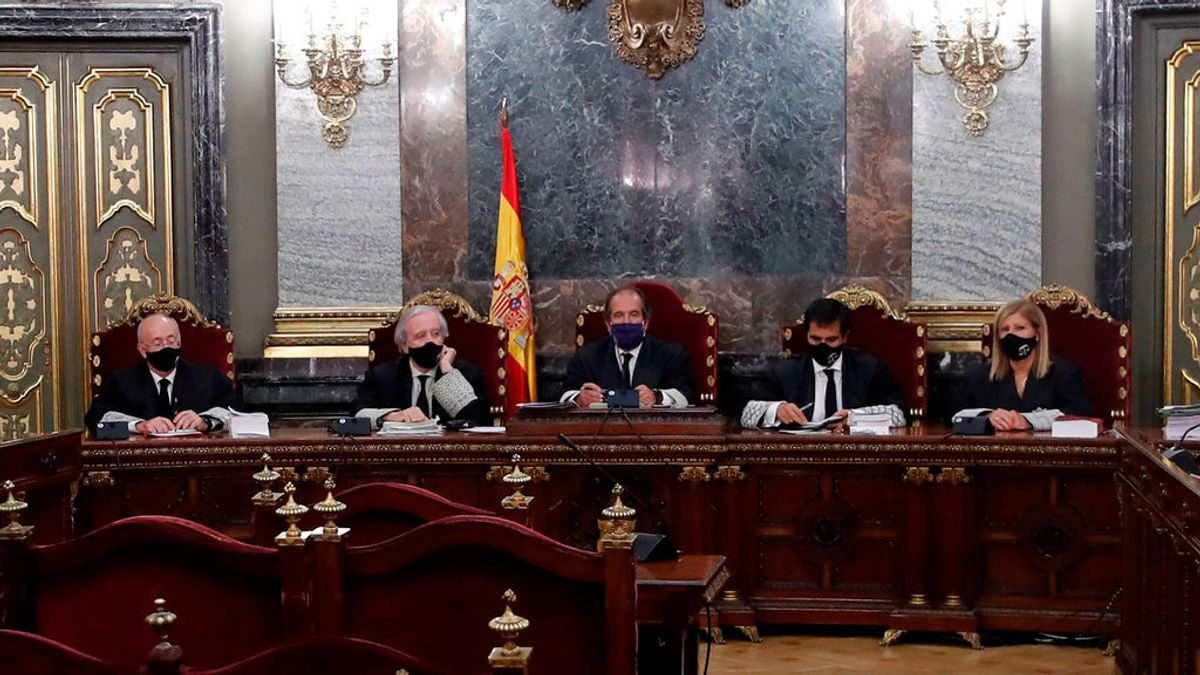 Torra cumple su propósito y mira a los ojos de los magistrados en la vista su inhabilitación Torra cumple su propósito y mira a los ojos de los magistrados en la vista su inhabilitación