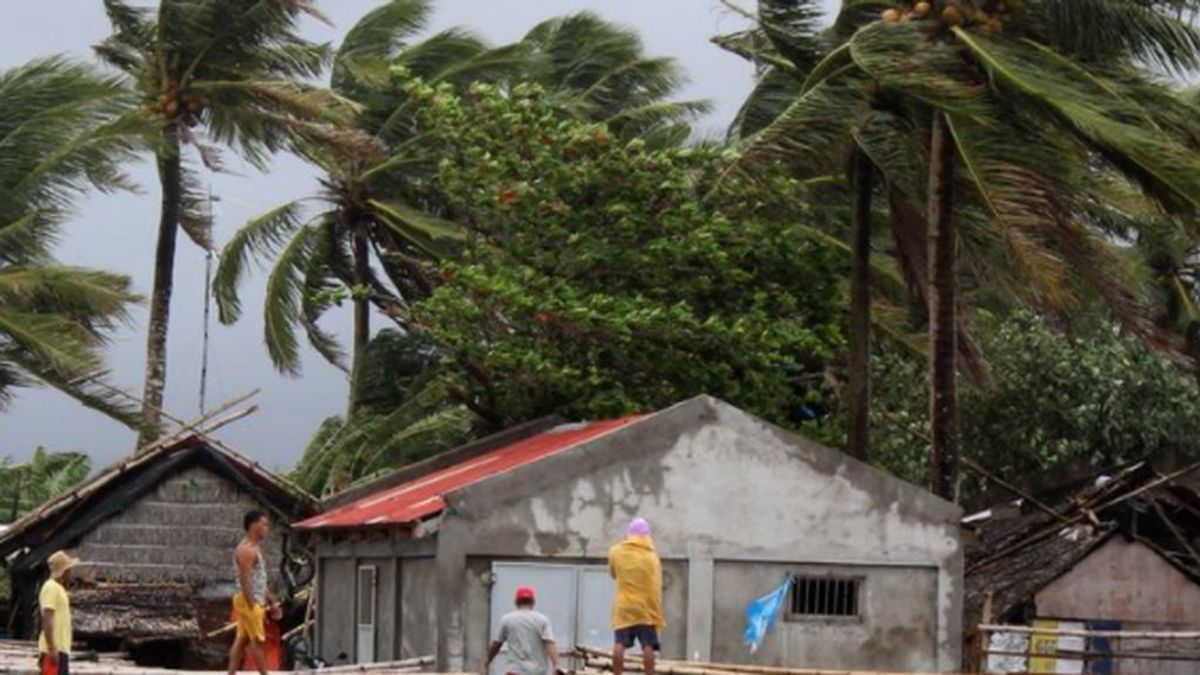 Vietnam prepara la evacuación urgente de 500.000 personas por la tormenta tropical Maul