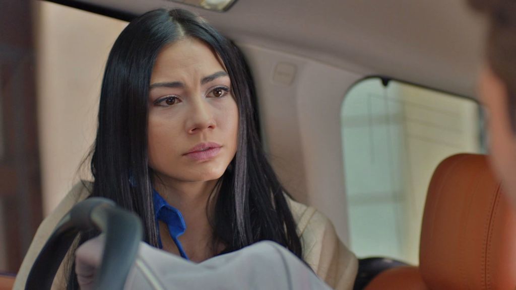 Onur intenta reconciliarse con Lale