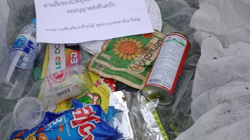 "Si tiras la basura en el campo, te la devolvemos a casa": el modelo ejemplar de Tailandia para los excursionistas "Si tiras la basura en el campo, te la devolvemos a casa": el modelo ejemplar de Tailandia para los excursionistas