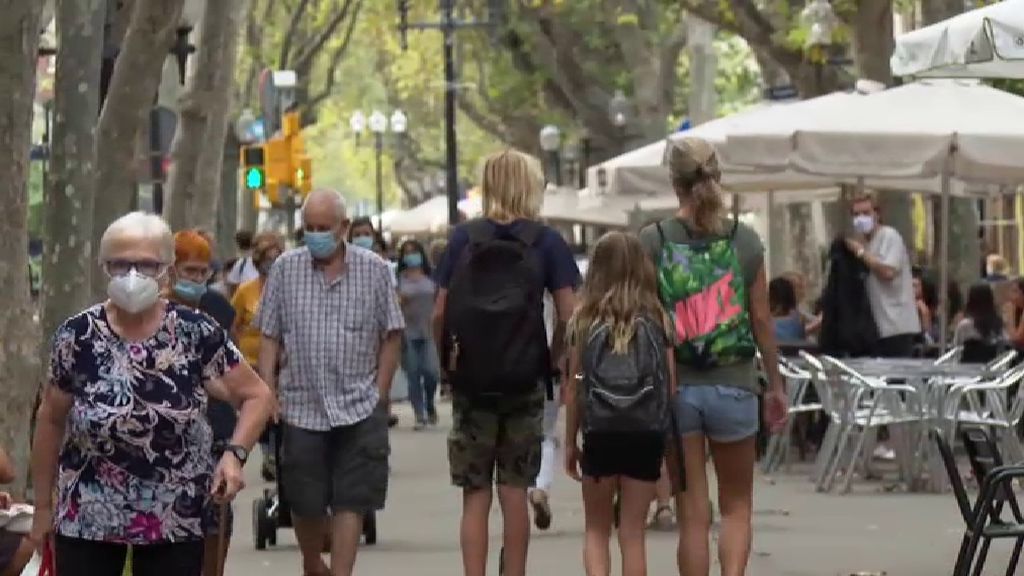 La nueva normalidad no cambia el ritmo de vida frenético en las ciudades