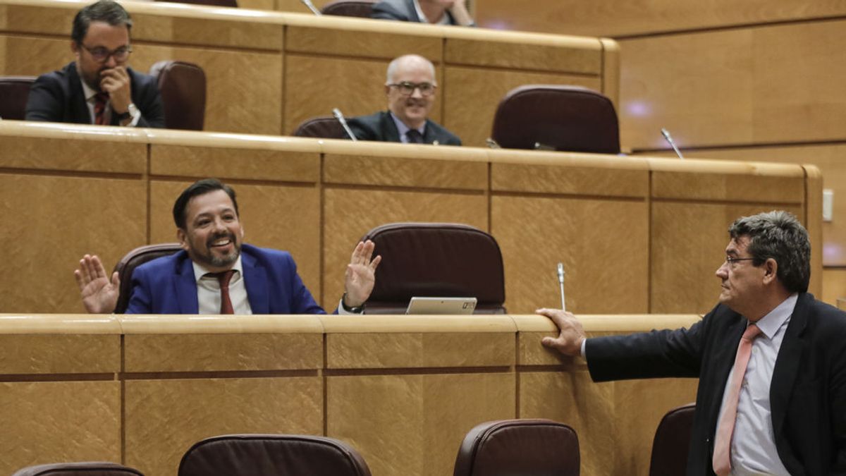 El senador del PP David Erguido renuncia a su escaño tras ser citado por el juez del caso Púnica El senador del PP David Erguido renuncia a su escaño tras ser citado por el juez del caso Púnica
