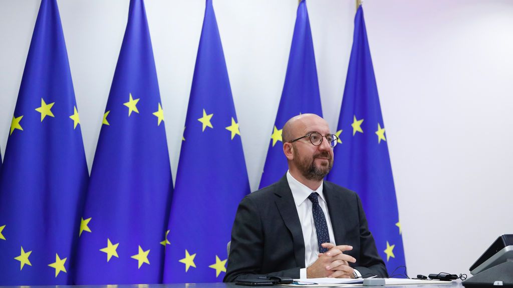 La cumbre de líderes de la Unión Europea se aplaza por el confinamiento del presidente del Consejo La cumbre de líderes de la Unión Europea se aplaza por el confinamiento del presidente del Consejo