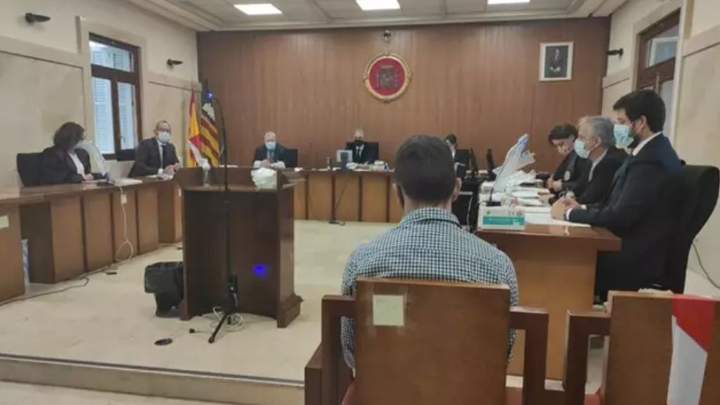 Condenado a 40 años de cárcel por violar a una mujer y quemar su casa en Palma de Mallorca