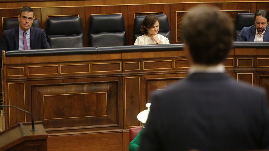 El PP acusa a Sánchez de "huir" a Bruselas para no responder a Casado por la pandemia El PP acusa a Sánchez de "huir" a Bruselas para no responder a Casado por la pandemia