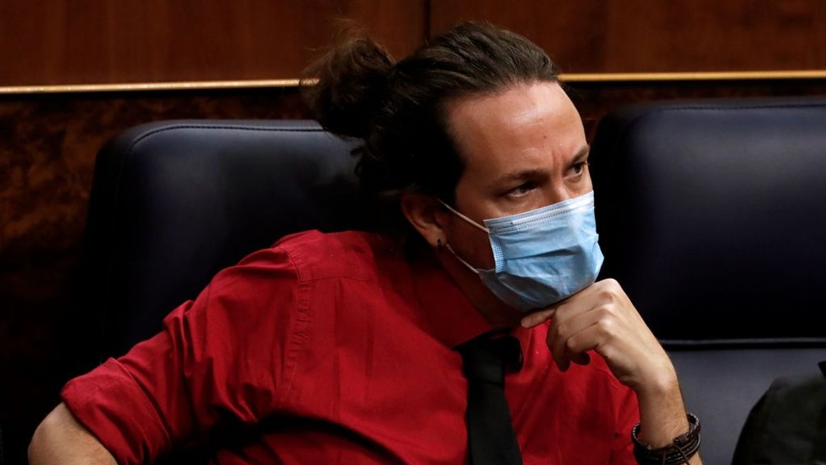 Iglesias se ofrece a declarar ante los tribunales si ayuda "a aclarar" la financiación de Podemos Iglesias se ofrece a declarar ante los tribunales si ayuda "a aclarar" la financiación de Podemos