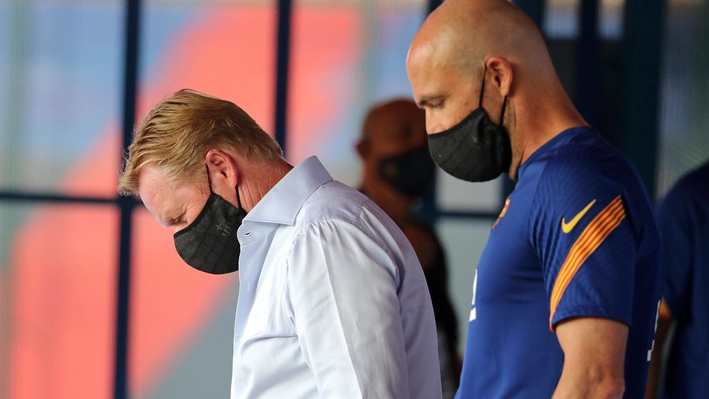 Ronald Koeman, en el banquillo del Camp Nou en el Gamper.