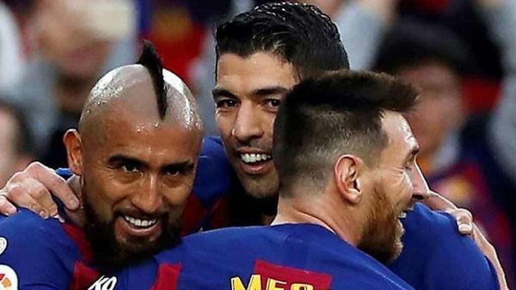 La salida de Suárez y Vidal debilita el liderazgo de Messi dentro del vestuario del Barça