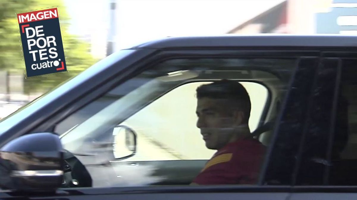 Luis Suárez sale llorando de la ciudad deportiva del Barça: el uruguayo, emocionado tras despedirse de sus compañeros