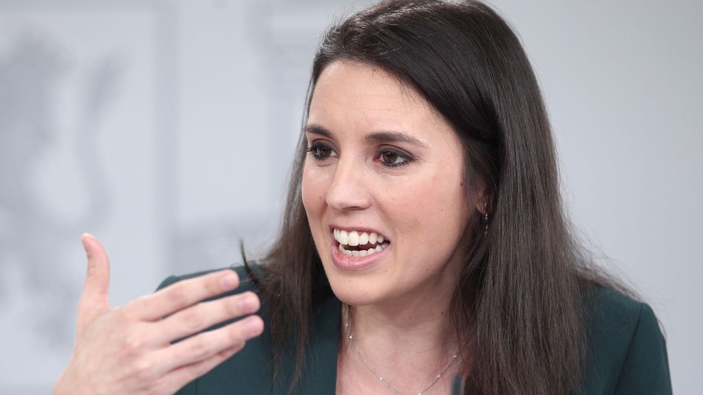 Irene Montero afronta en una entrevista las supuestas infidelidades de Pablo Iglesias: "Nuestros escoltas se ríen"