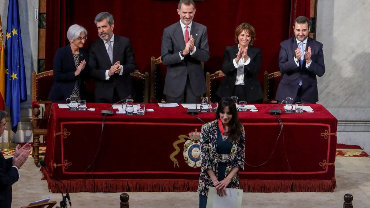 El estreno de 62 jueces, eclipsado por el debate sobre la ausencia del rey en la entrega de despachos El estreno de 62 jueces, eclipsado por el debate sobre la ausencia del rey en la entrega de despachos