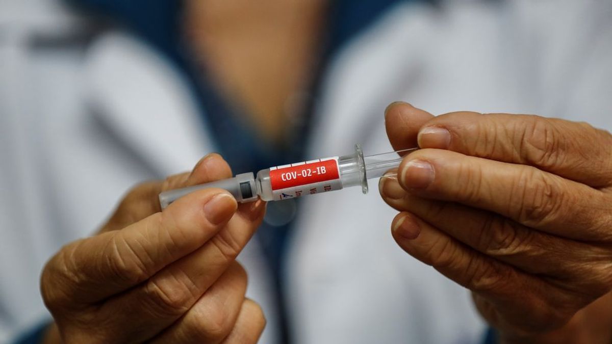 La vacuna "no está a la vuelta de la esquina", y si lo estuviese, la pandemia seguiría expandiéndose, según la OPS