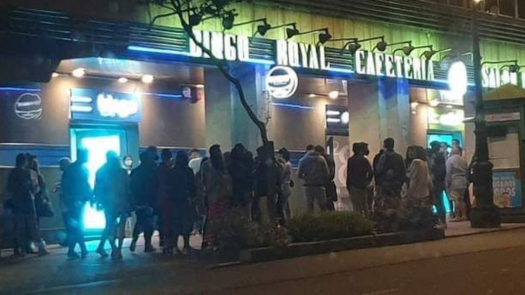 Los casinos y los bingos gallegos son los nuevos ‘after’: “Se forman colas para entrar” Los casinos y los bingos gallegos son los nuevos ‘after’: “Se forman colas para entrar”
