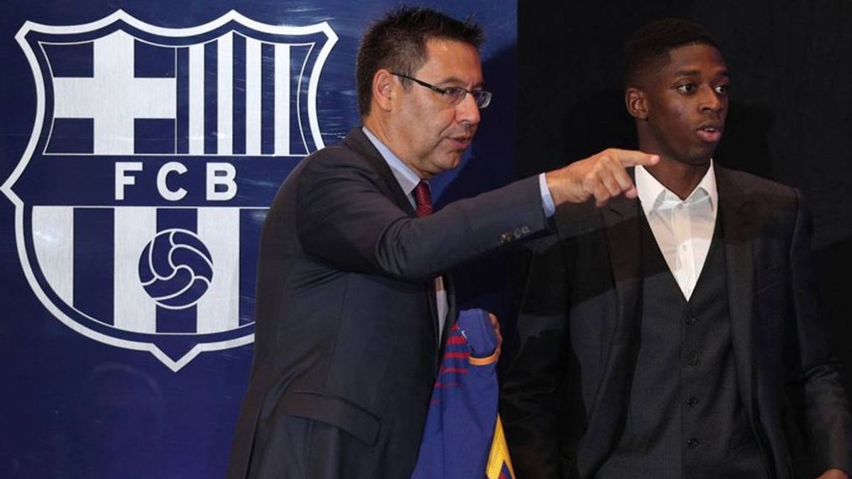 El Barça estudia vender a Dembélé para rebajar la masa salarial y fichar a Douglas Costa