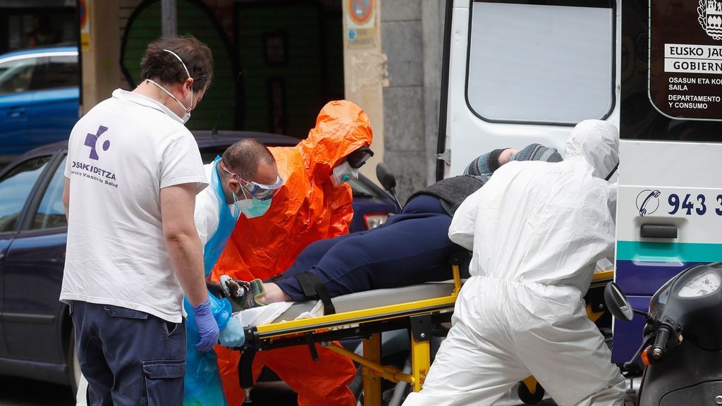 España registra una subida a 12.272 contagios de coronavirus y 114 muertes España registra una subida a 12.272 contagios de coronavirus y 114 muertes