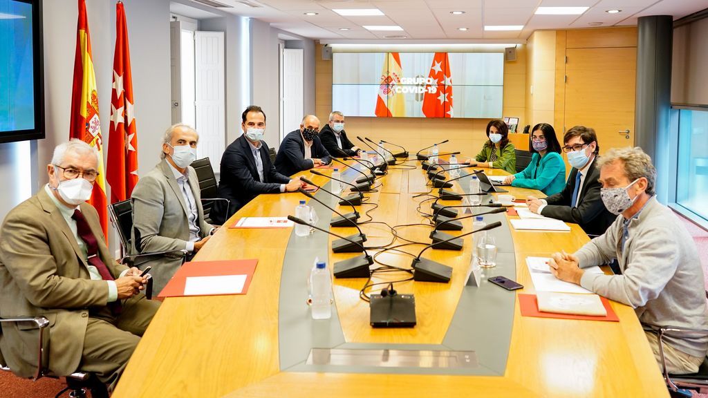 Dimite el portavoz del Grupo Covid-19, Emilio Bouza, dos días después de su nombramiento