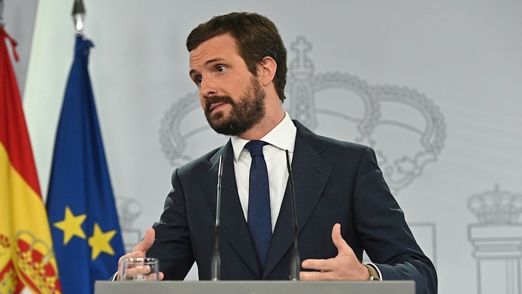 Casado pide el "cese inmediato" de Garzón y la reprobación de Iglesias por sus críticas al rey