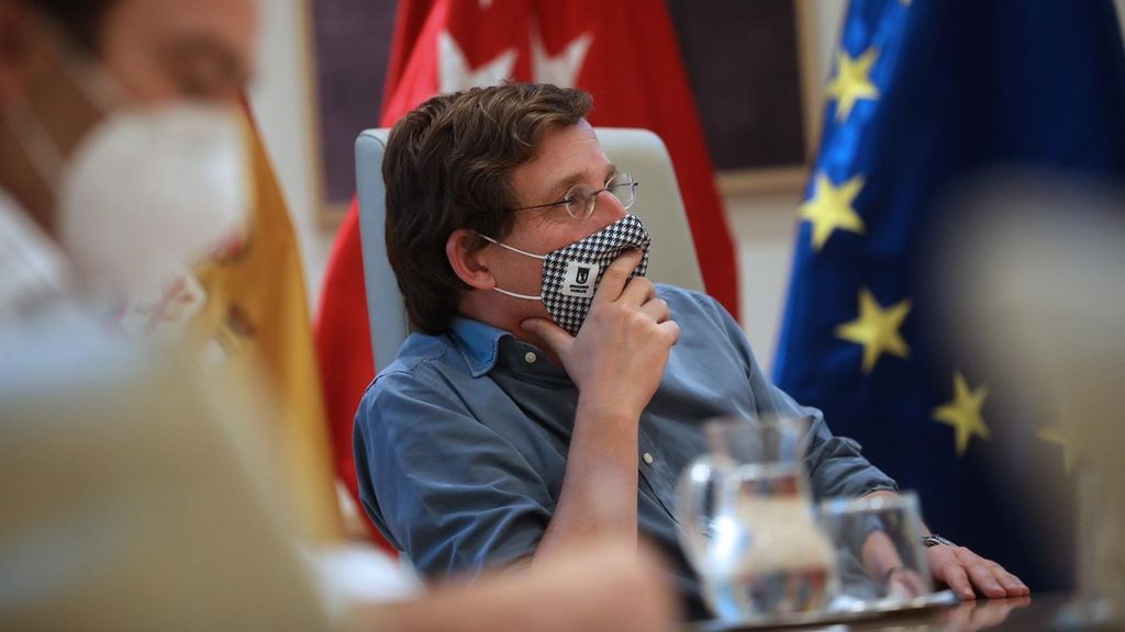 Almeida considera un "error" intervenir Madrid y defiende la gestión de Ayuso Almeida considera un "error" intervenir Madrid y defiende la gestión de Ayuso