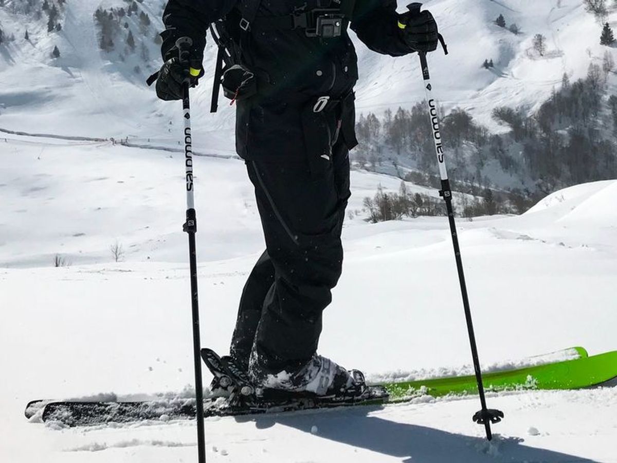 Cuál debe ser la longitud de los bastones de esquí de fondo?