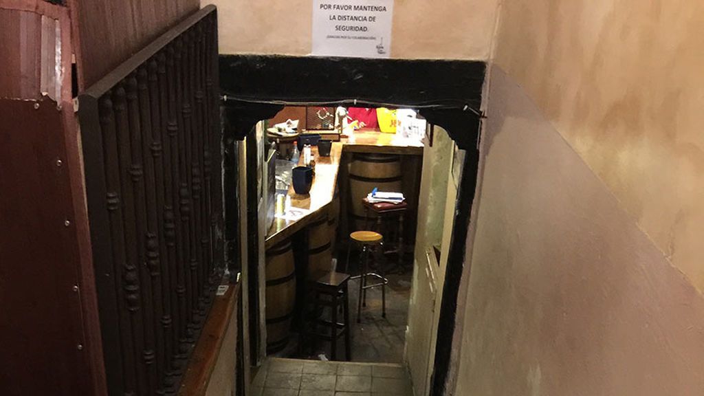 Desalojada una fiesta ilegal en el centro de Madrid con 25 personas sin mascarillas Desalojada una fiesta ilegal en el centro de Madrid con 25 personas sin mascarillas