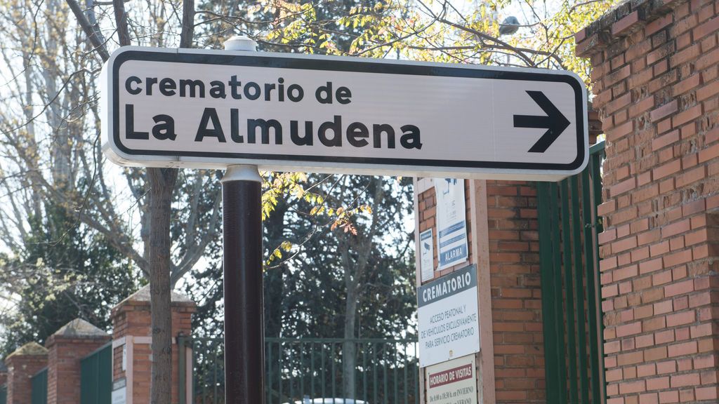 Trabajadores de la funeraria municipal de Madrid piden personal y medios que eviten otro colapso Trabajadores de la funeraria municipal de Madrid piden personal y medios que eviten otro colapso