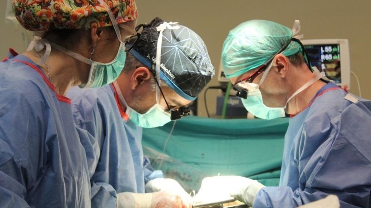 Los cirujanos avisan de que la covid-19 está "desmantelando" la actividad quirúrgica en España Los cirujanos avisan de que la covid-19 está "desmantelando" la actividad quirúrgica en España