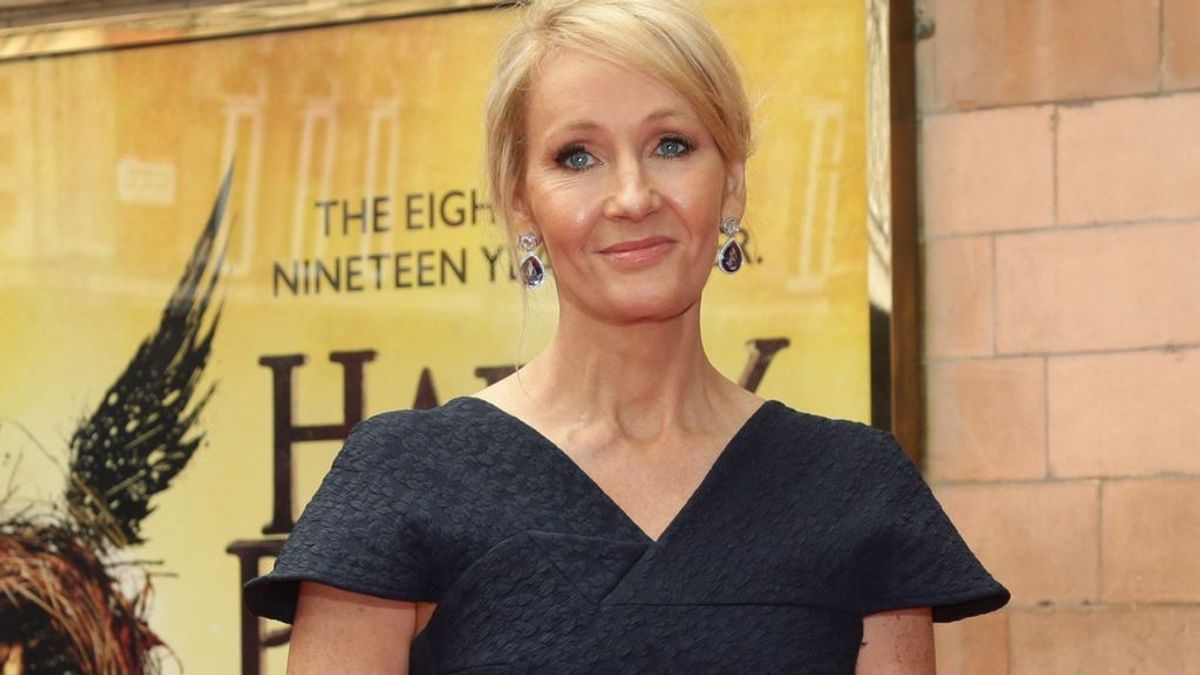 Su nombre de nacimiento era Harry Potter y le ha contado a J. K. Rowling por qué se lo ha cambiado