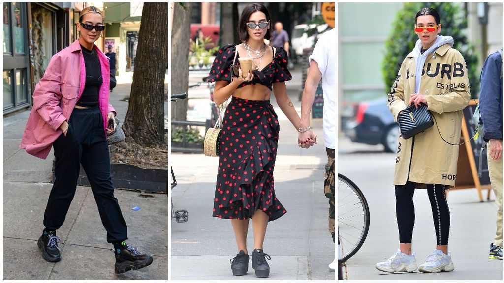 Para dar un paseo, la joven no suele separarse de su ropa 'oversize'.