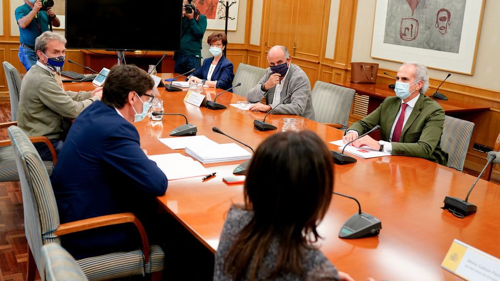El pacto Sanidad y Madrid: una propuesta para toda España que sólo obliga al cierre de casi todo Madrid El pacto Sanidad y Madrid: una propuesta para toda España que sólo obliga al cierre de casi todo Madrid