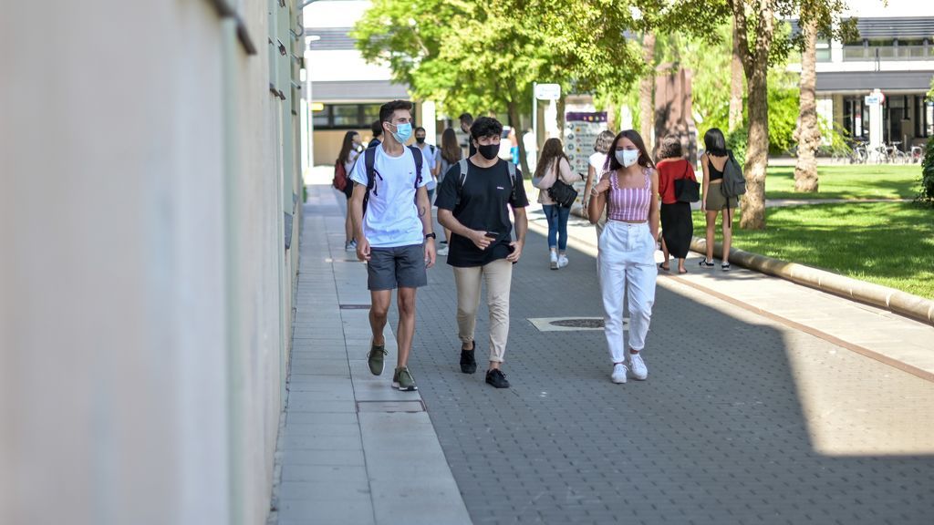 El Radar Covid de las universidades valencianas: identifica en minutos a los alumnos en riesgo de contagio El Radar Covid de las universidades valencianas: identifica en minutos a los alumnos en riesgo de contagio