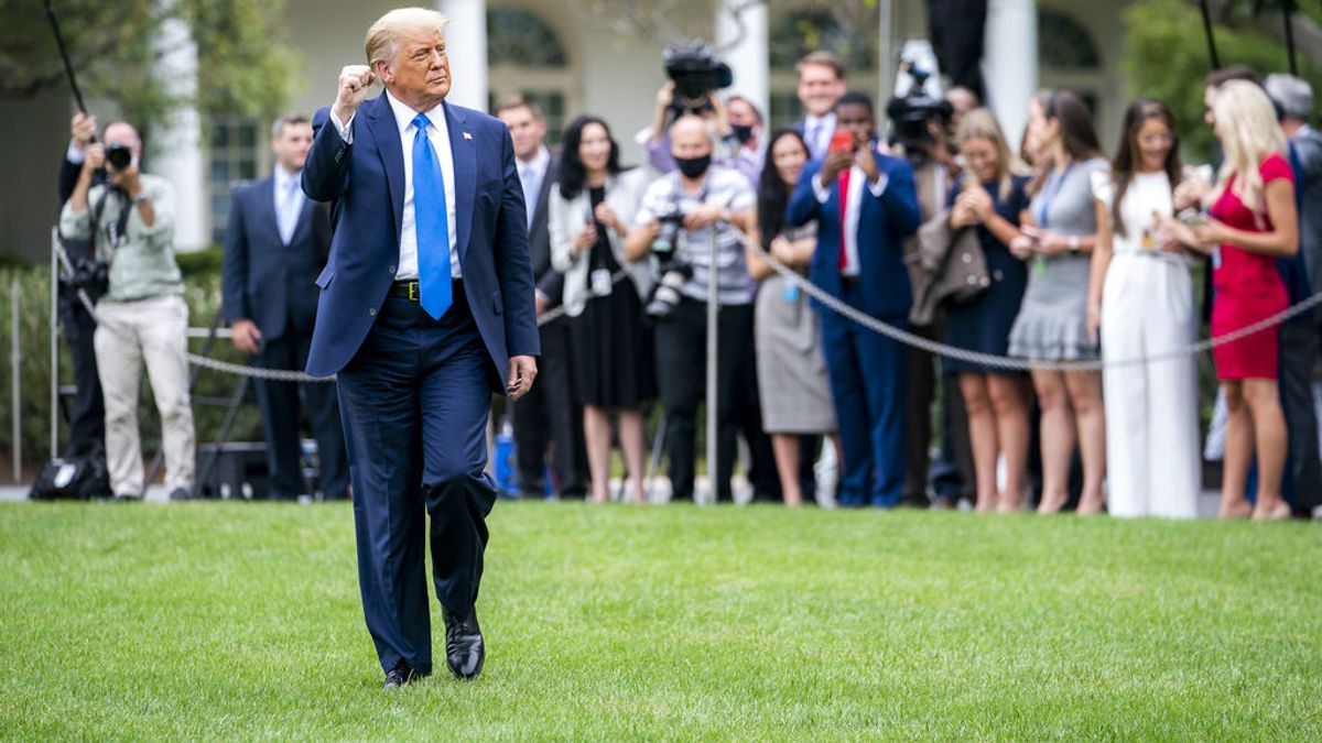 Trump, paciente de riesgo por su edad, sexo y sobrepeso Trump, paciente de riesgo por su edad, sexo y sobrepeso
