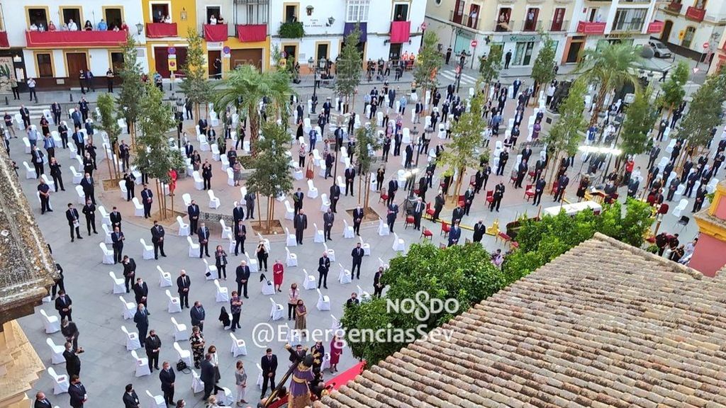 La imagen insólita que deja en Sevilla la salida del Gran Poder La imagen insólita que deja en Sevilla la salida del Gran Poder
