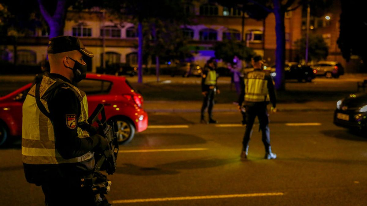 Más de 700 agentes desplegados para controlar las nuevas restricciones en la región de Madrid Más de 700 agentes desplegados para controlar las nuevas restricciones en la región de Madrid