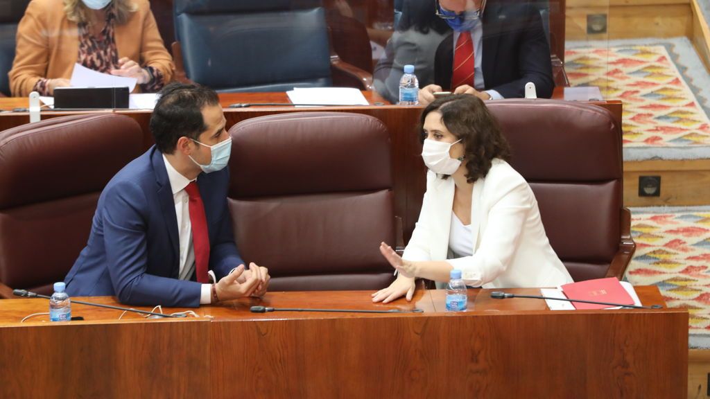 El malestar de Ciudadanos con Ayuso crece: ningunea al consejero de economía en un acto con empresarios El malestar de Ciudadanos con Ayuso crece: ningunea al consejero de economía en un acto con empresarios