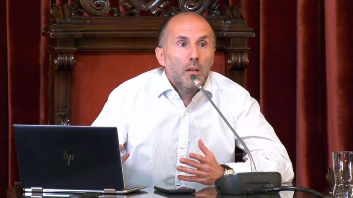 El alcalde de Ourense considera que la ciudad está "al borde" del confinamiento, con 459 casos activos El alcalde de Ourense considera que la ciudad está "al borde" del confinamiento, con 459 casos activos