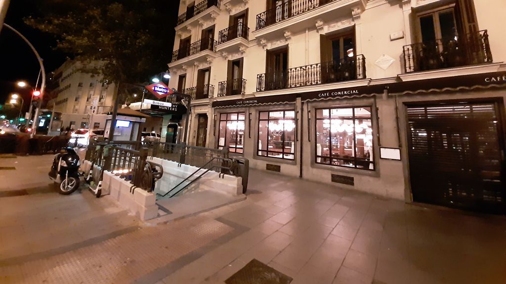 Ronda nocturna de sábado noche por el Madrid confiando Ronda nocturna de sábado noche por el Madrid confiando