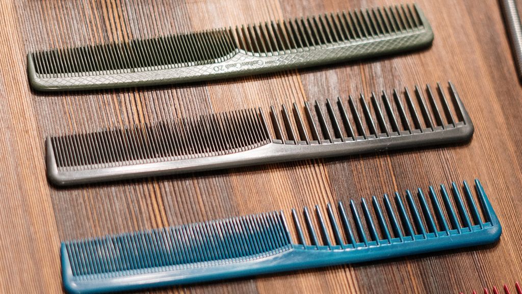 Qué cepillo de pelo debes usar según tu tipo de cabello: rizado, liso, fino  - Uppers