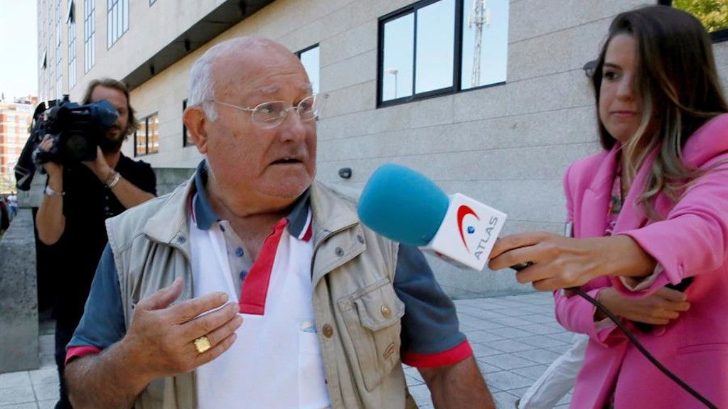 Manuel Charlín, cazado por enésima vez conduciendo sin puntos en el carné Manuel Charlín, cazado por enésima vez conduciendo sin puntos en el carné