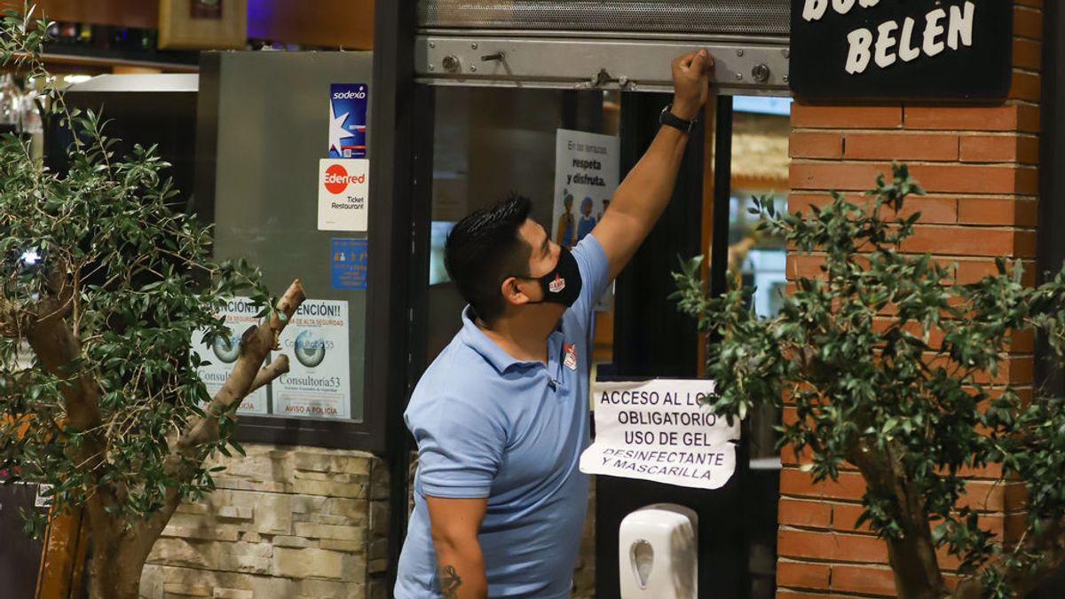 Las nuevas restricciones en Madrid hacen peligrar el negocio de 1 de cada 4 autónomos, según ATA Las nuevas restricciones en Madrid hacen peligrar el negocio de 1 de cada 4 autónomos, según ATA