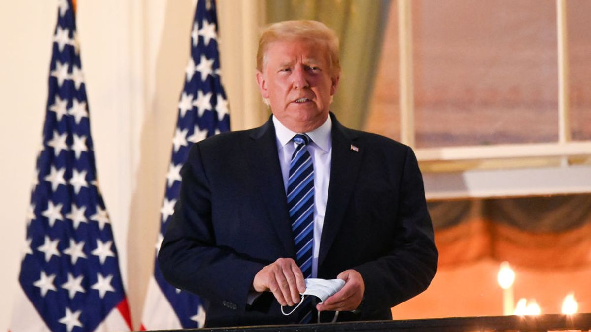 Trump compara el coronavirus con la gripe tras su salida del hospital Trump compara el coronavirus con la gripe tras su salida del hospital