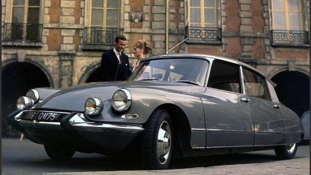 Se cumplen 65 años el Tiburón, el mítico Citroën DS