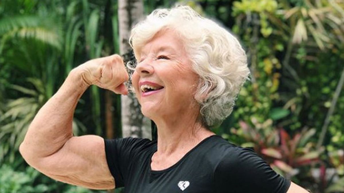 Joan MacDonald, la 'influencer' de 73 años que perdió 30 kilos y es una referencia del fitness Joan MacDonald, la 'influencer' de 73 años que perdió 30 kilos y es una referencia del fitness