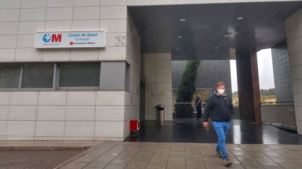 Los centros de salud cogen aire: "Parece que hay menos pacientes con covid, pero no estamos bien" Los centros de salud cogen aire: "Parece que hay menos pacientes con covid, pero no estamos bien"