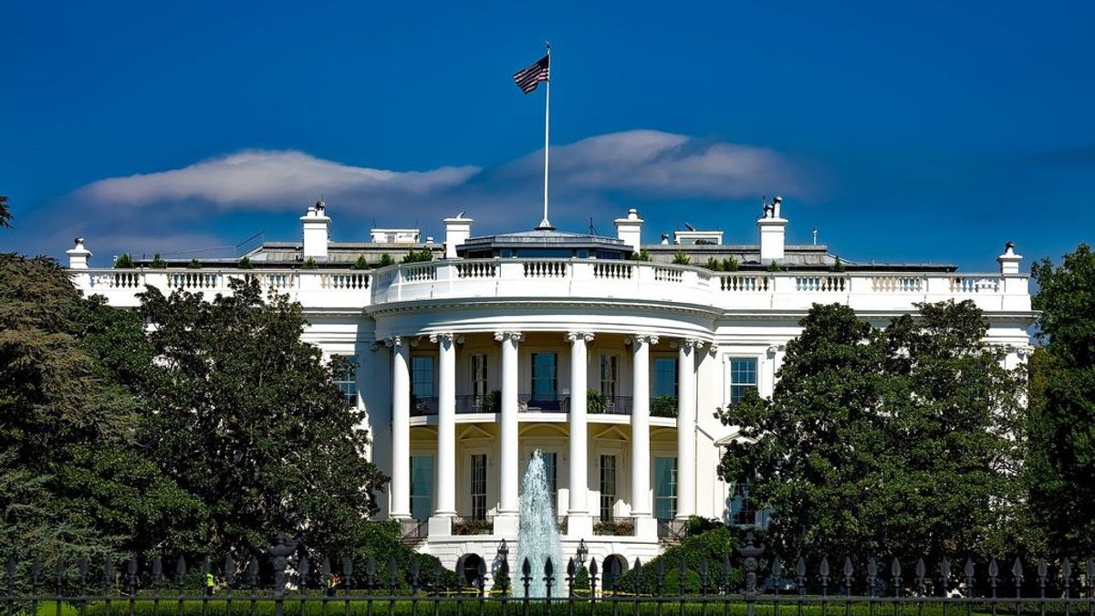 La casa blanca, hogar de los presidentes estadounidenses. La casa blanca, hogar de los presidentes estadounidenses.