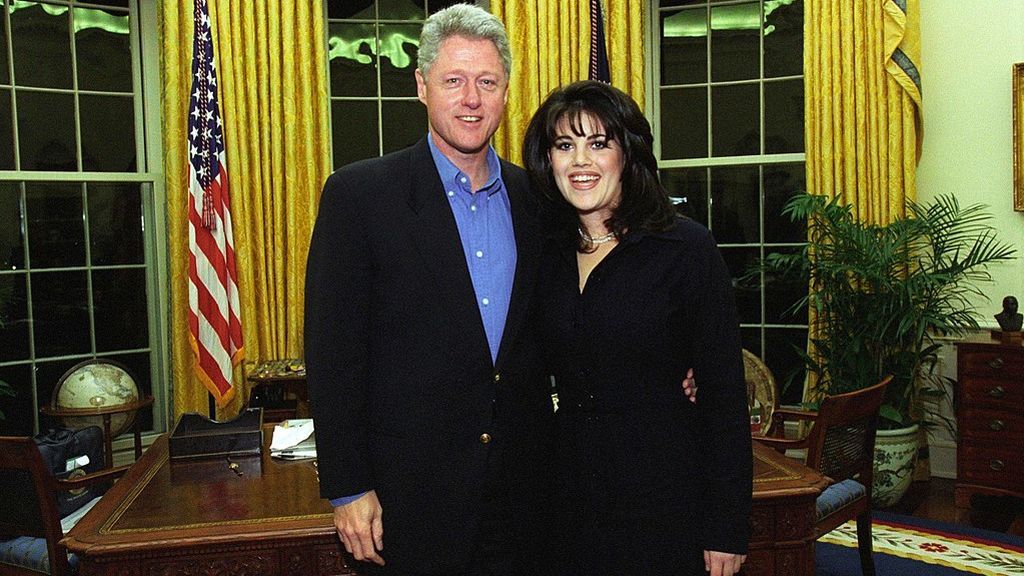Bill Clinton y Monica Lewinsky en 1997.