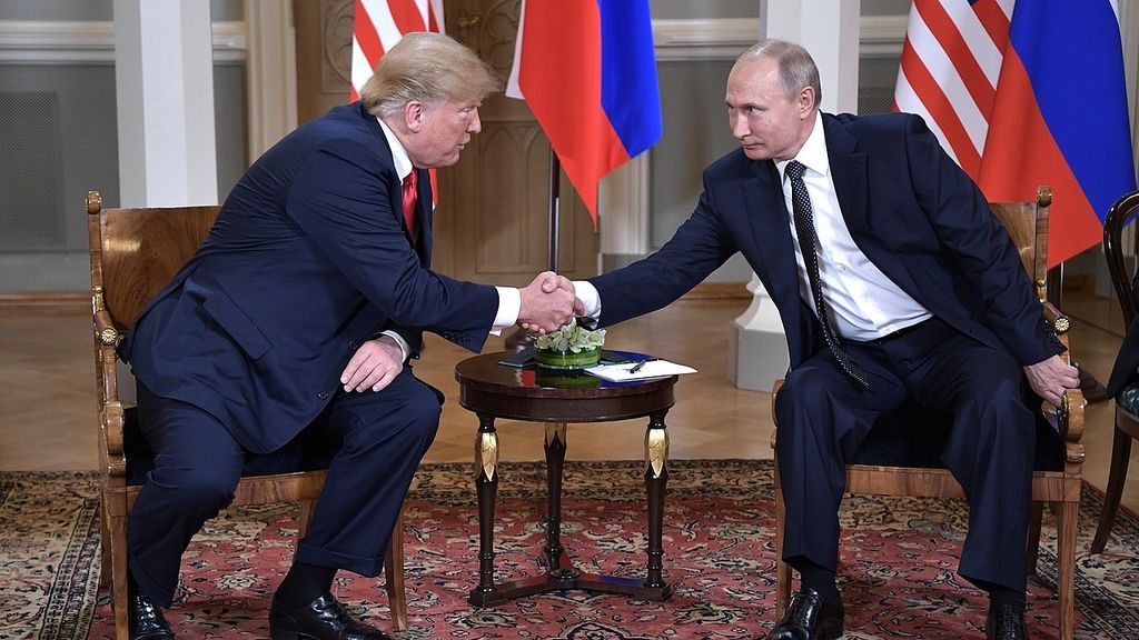Vladimir Putin y Donald Trump en 2018.