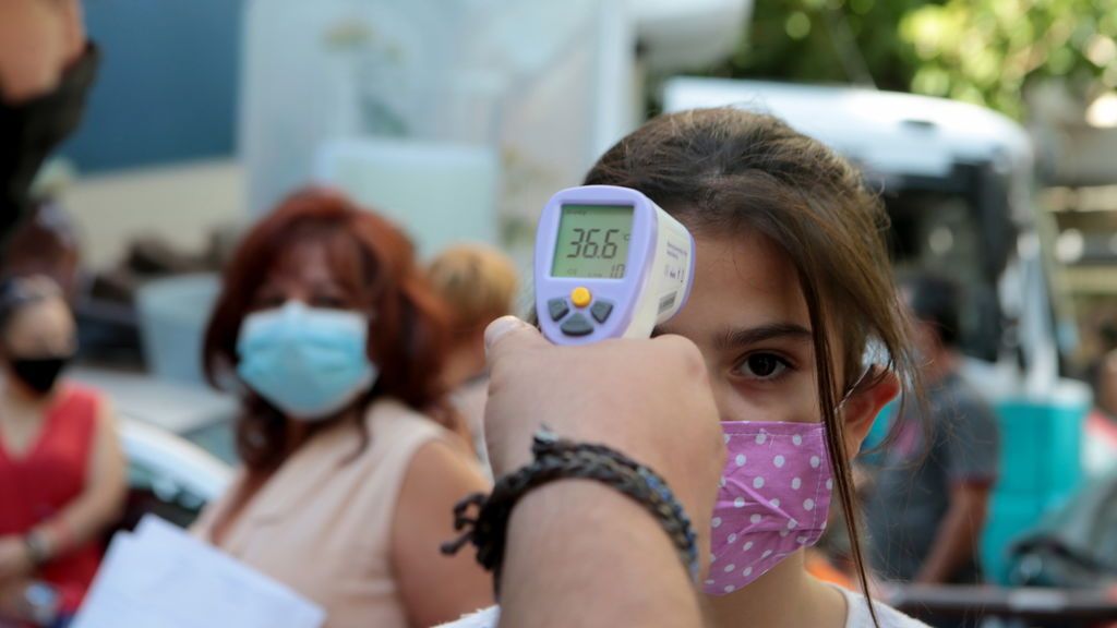 Sanidad exime de la cuarentena a los que han pasado la covid tres meses antes del contacto con un infectado Sanidad exime de la cuarentena a los que han pasado la covid tres meses antes del contacto con un infectado