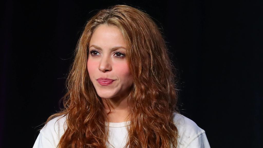 Shakira, al príncipe Guillermo, sobre el surf y 'el skate': "No importa la edad para aprender cosas nuevas" Shakira, al príncipe Guillermo, sobre el surf y 'el skate': "No importa la edad para aprender cosas nuevas"