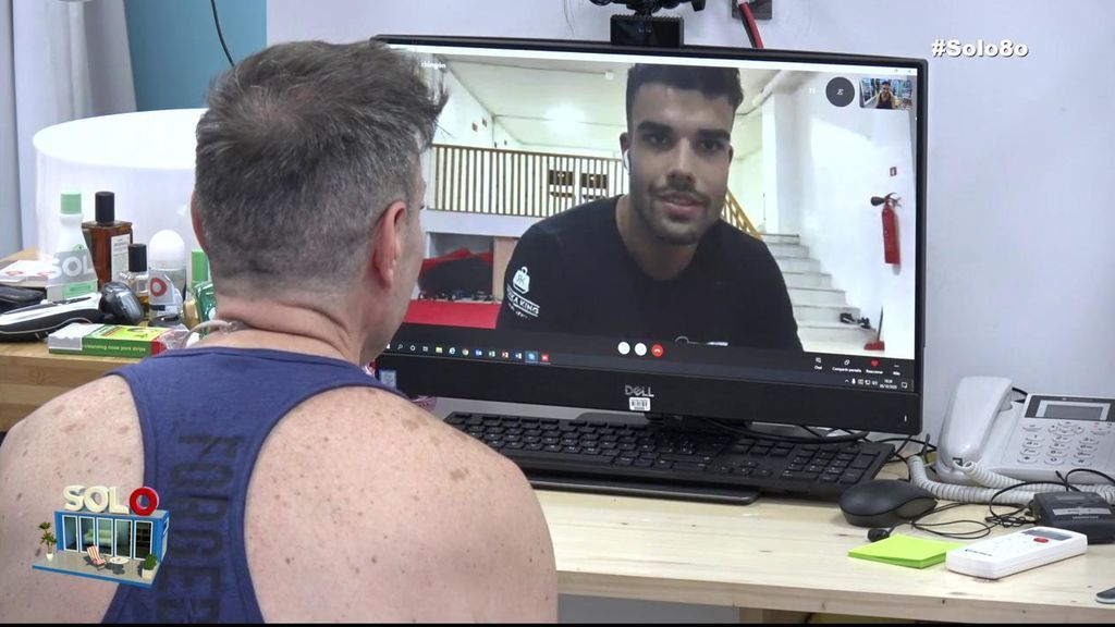 Pol Badía le hace una videollamada al Maestro Joao en 'Solo'.